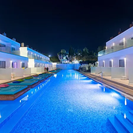 Fedrania Gardens Hotel-3